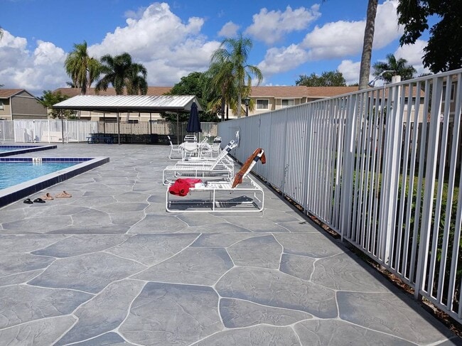 Building Photo - 11174 NW 36th St