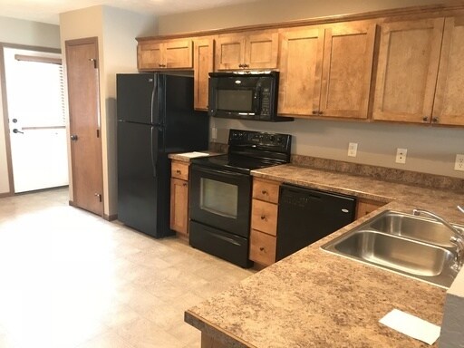 Foto del edificio - Coming Soon - 2 Bed/1.5 Bath Townhome For Rent!!
