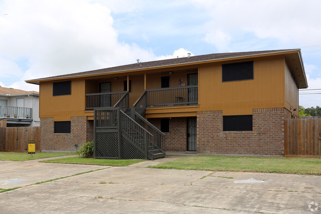 Building Photo - 849 Quetzal St