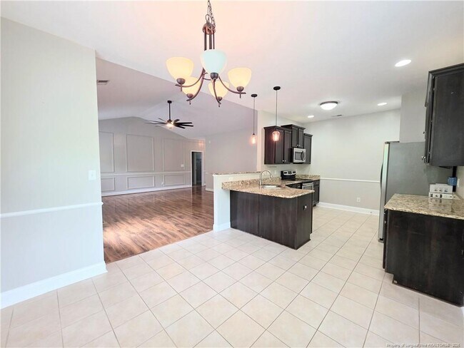 Foto del edificio - 3516 Heartpine Dr
