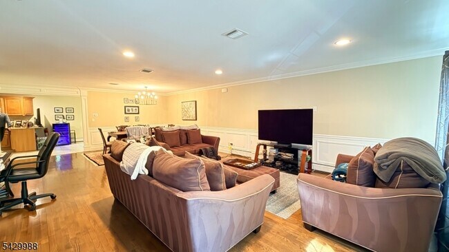Foto del edificio - 29 Skymark Ct