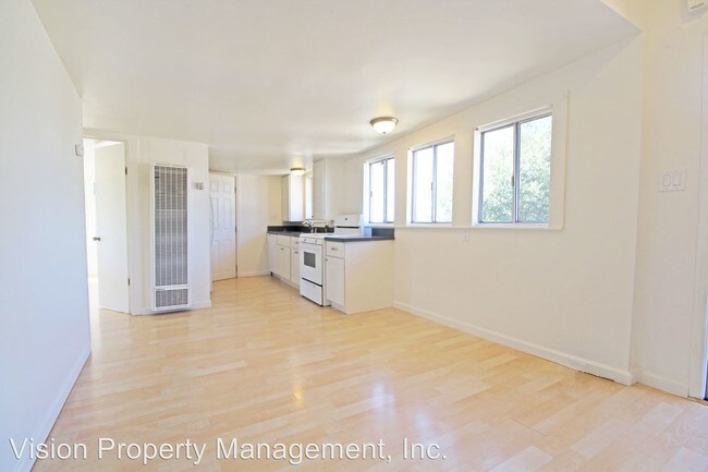 Foto del edificio - 1901 E 22nd St