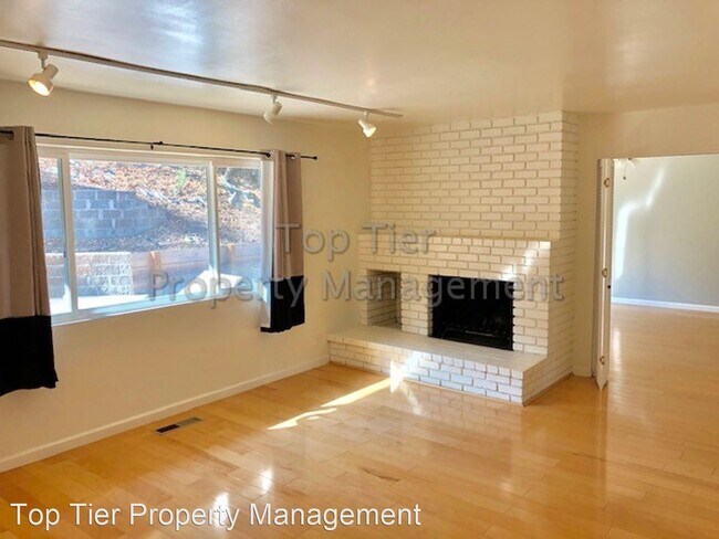 Building Photo - 4 br, 2 bath House - 44 Buckingham Drive