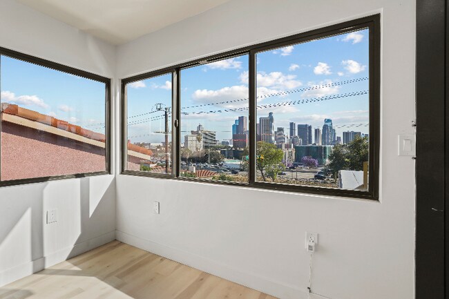 Foto del edificio - 1139 Bellevue Ave