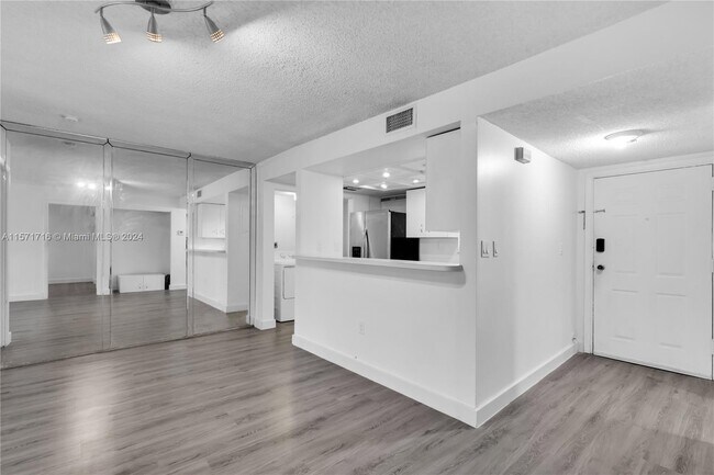Foto del edificio - 269 NW 7th St