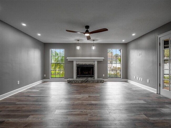 Foto del edificio - 4110 N River View Ave