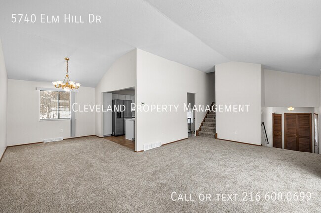 Foto del edificio - 5740 Elm Hill Dr