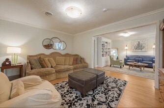 Building Photo - 5203 Chesapeake Way