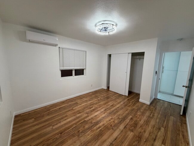 Building Photo - 195 Madrona St