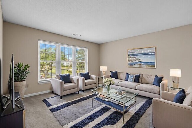 Foto del edificio - A two-bedroom this nice moves faster than a local taking the back way to avoid the 17 Bypass. Che...