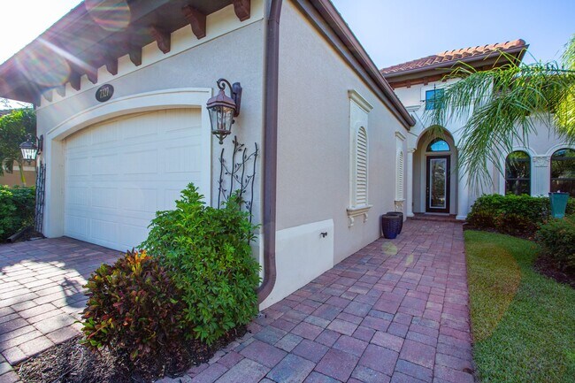 Foto del edificio - ***STUNNING POOL HOME***OLDE CYPRESS** SEA...