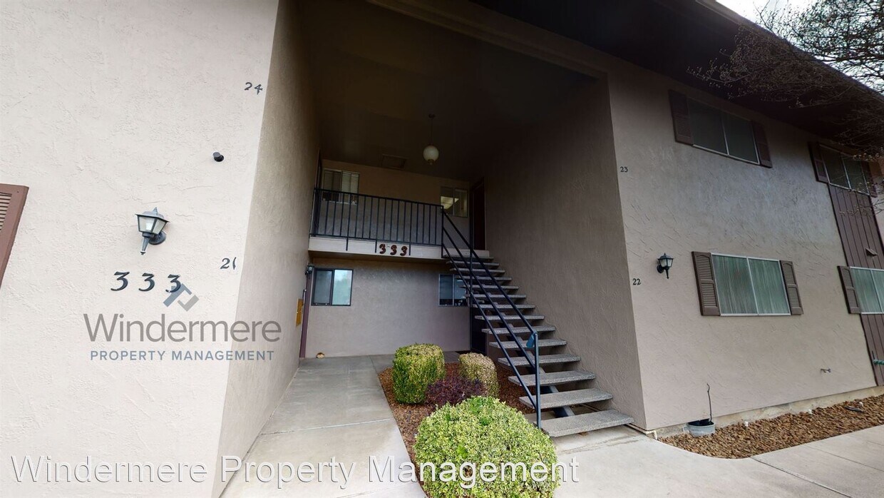 Primary Photo - 3 br, 2 bath House - 333 Grove #23
