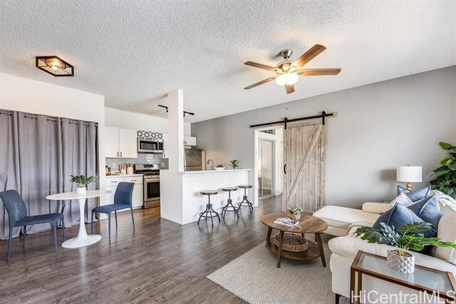 Building Photo - 91-540-540 Puamaeole St