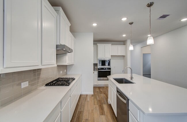 Building Photo - 24838 Harrow Mdw Dr