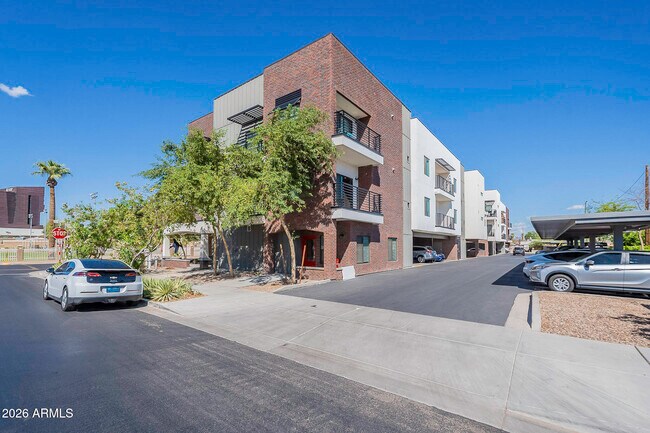 Foto del edificio - 475 N 9th St