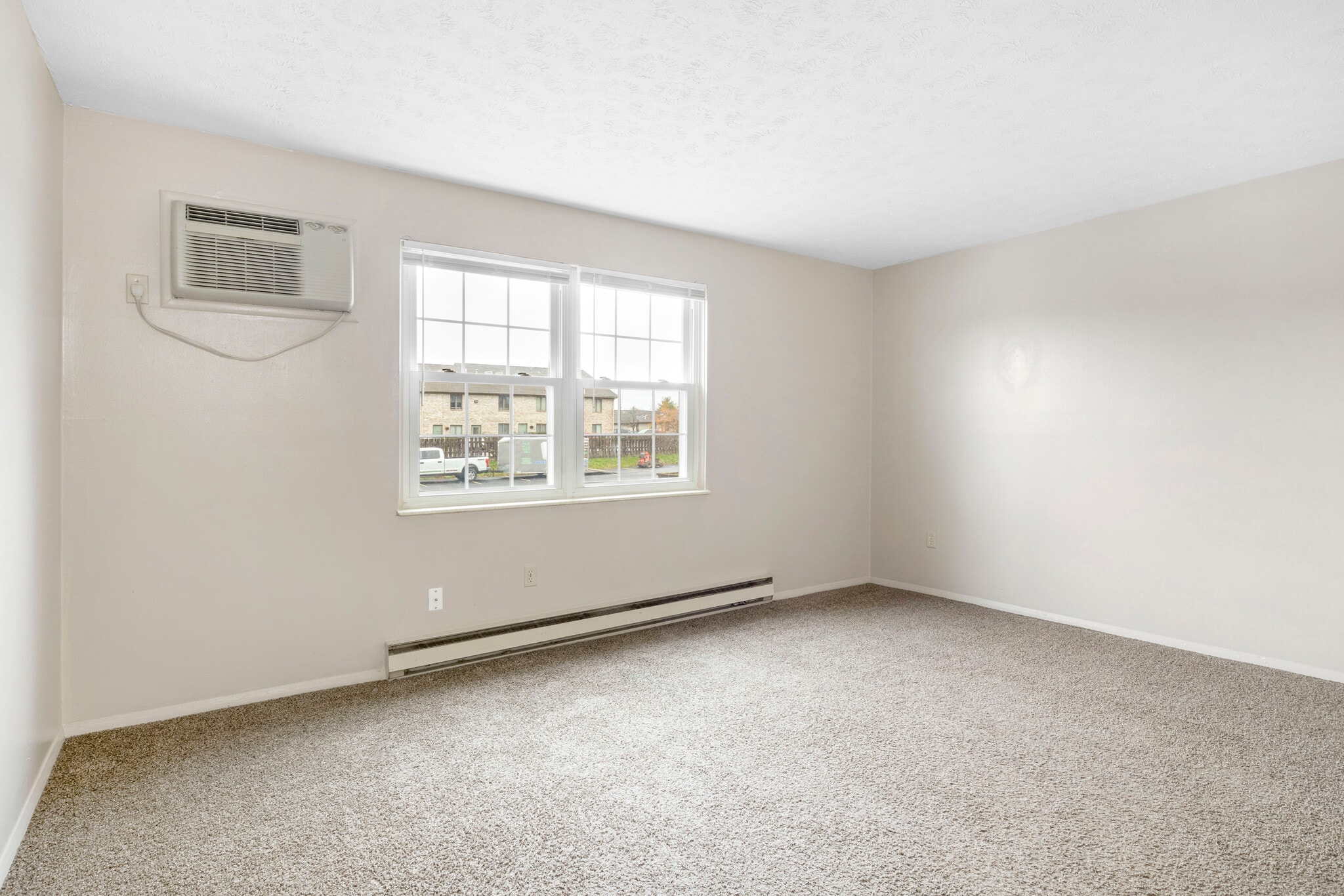 Hitchcock Apartments – photo 4