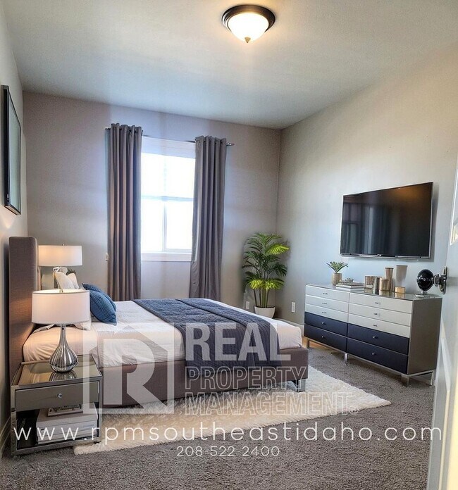 Foto del edificio - Beautiful 3 Bedroom, 2.5 Bathroom Rock Creek Townhome Home for Rent in Rexburg by Real Property M...