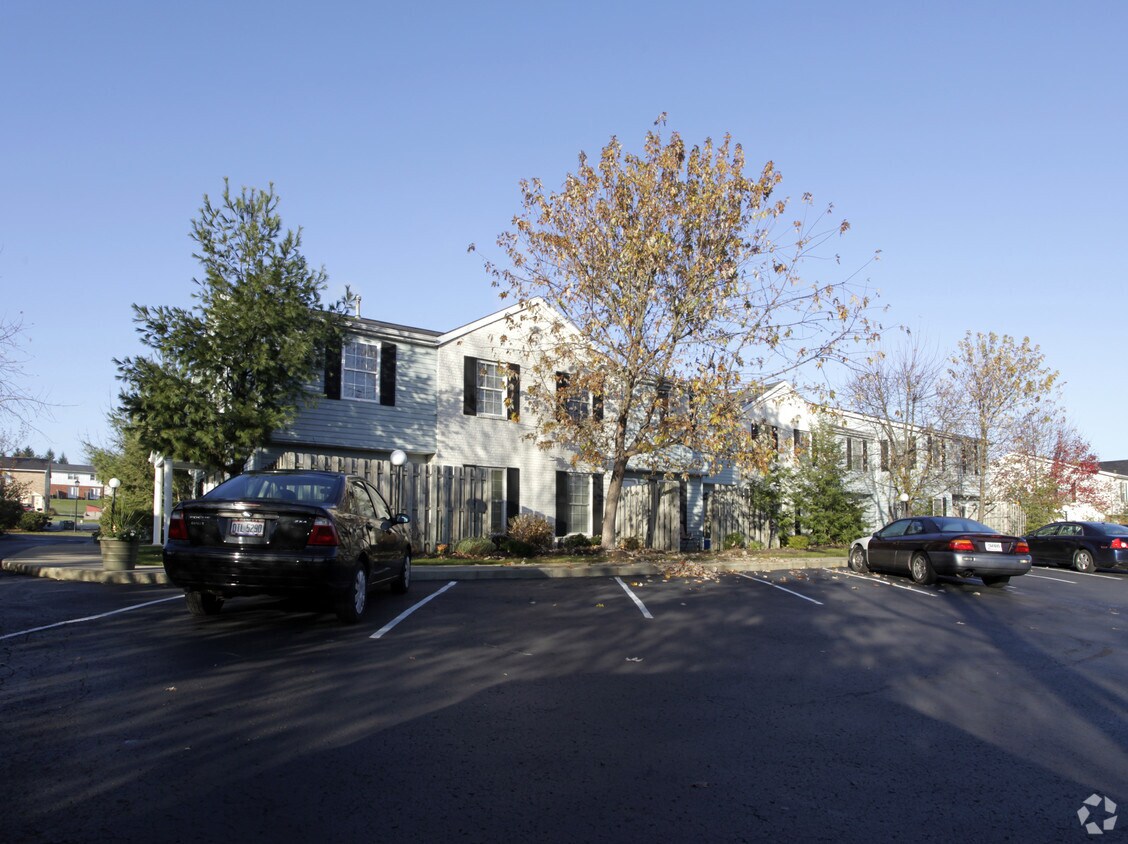 Primary Photo - Waterside Townhomes