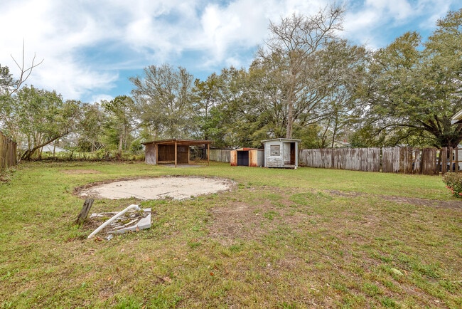 Building Photo - 223 Fair Ave