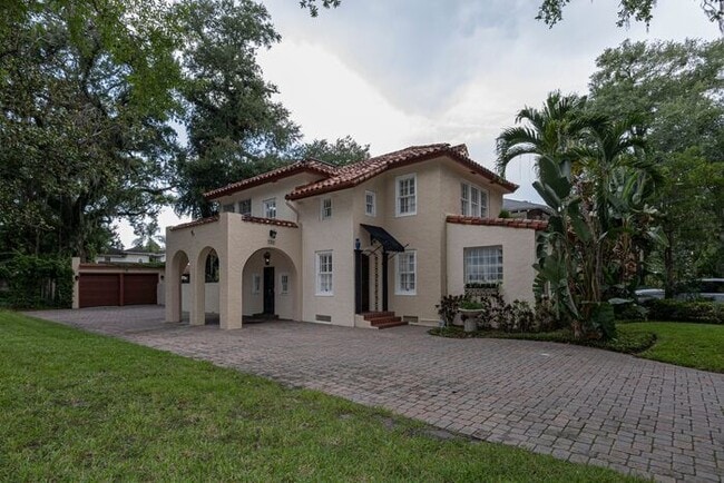 Photo - Spacious 4-Bedroom 1930's Mediterranean Home in College Park