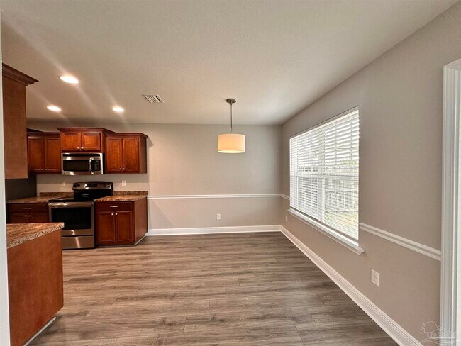 Foto del edificio - 3889 Weatherstone Cir