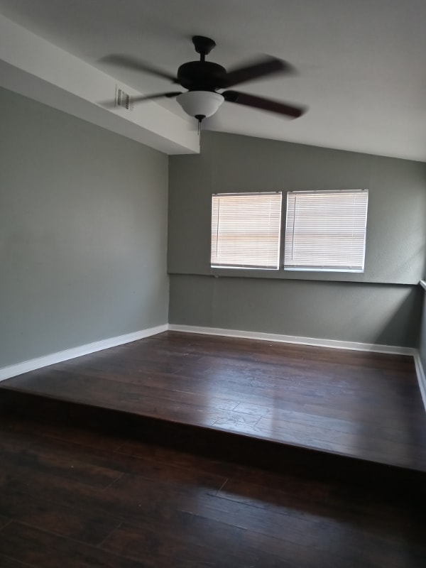 Photo - 224 Holland Ave House