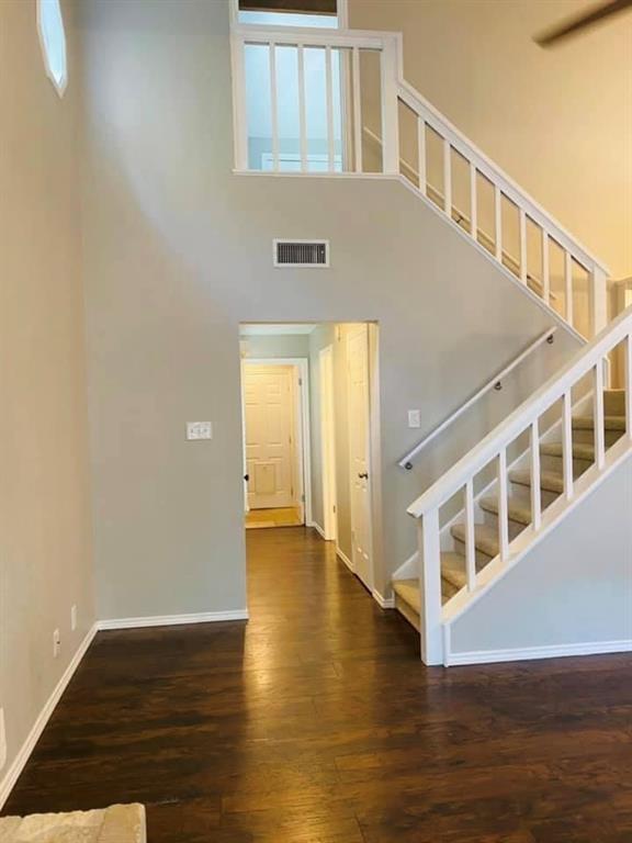 Foto del edificio - 4404 Travis Country Cir