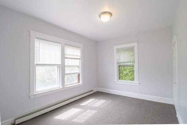 Building Photo - 43 W North St