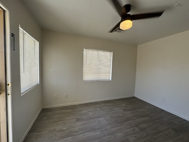 Foto del edificio - Move-in Ready 2-Bed, 2-Bath Townhouse in D...