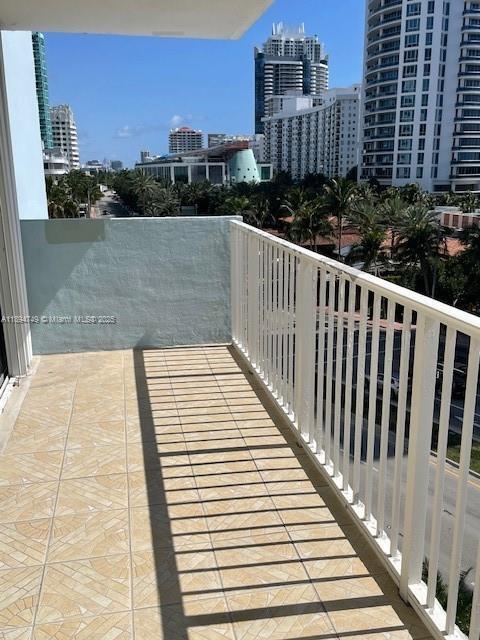Building Photo - 5838 Collins Ave