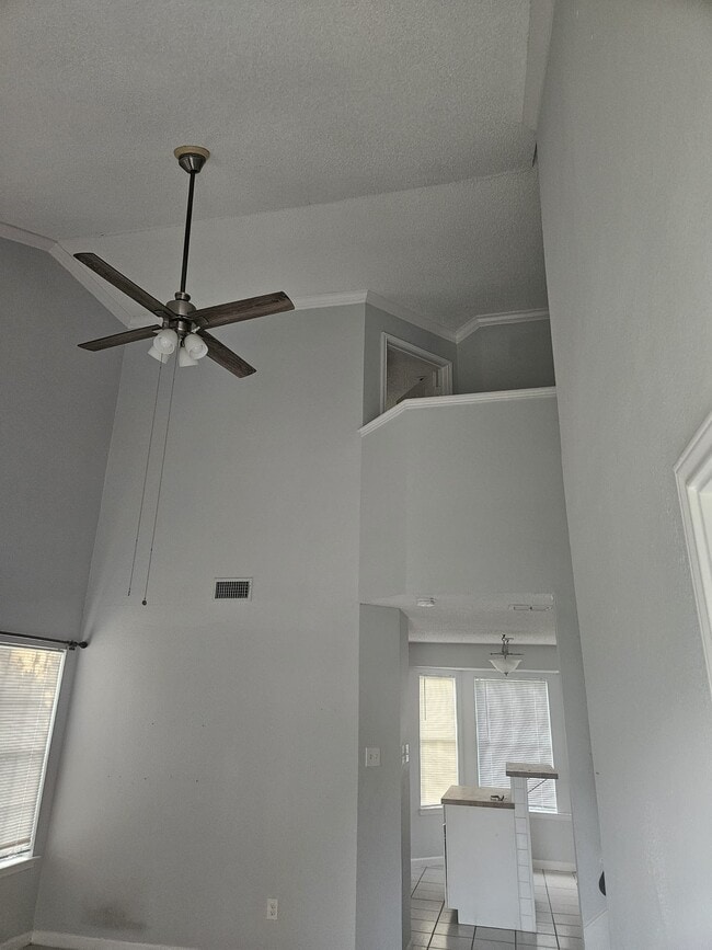 Building Photo - 9219 Ridge Cross