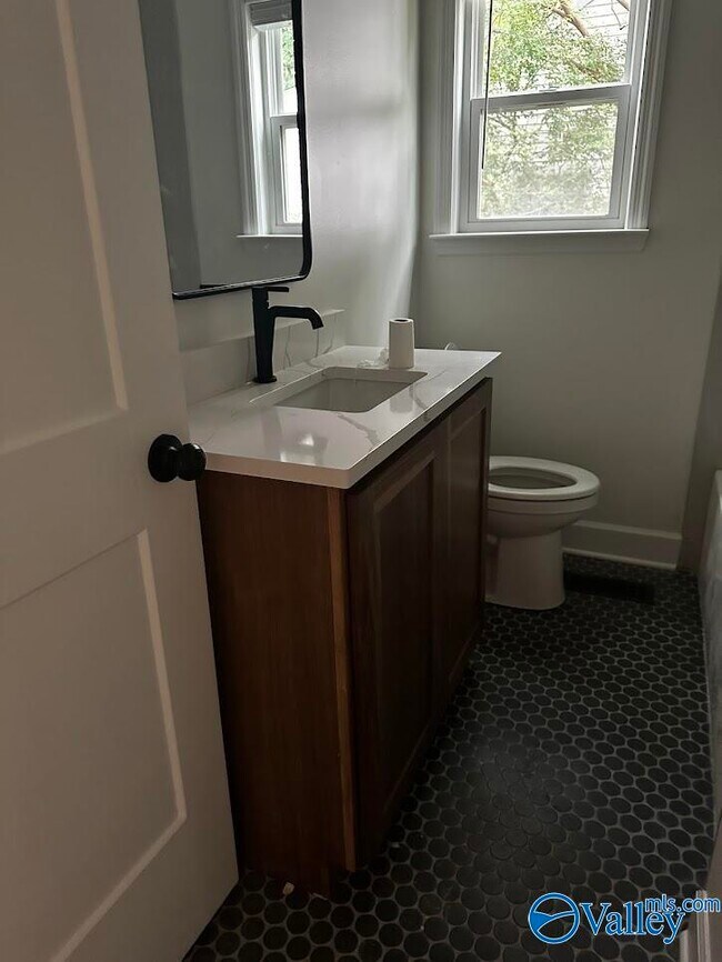 Foto del edificio - 2006 Stanford Dr SW