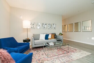 Building Photo - The View at Mill Run