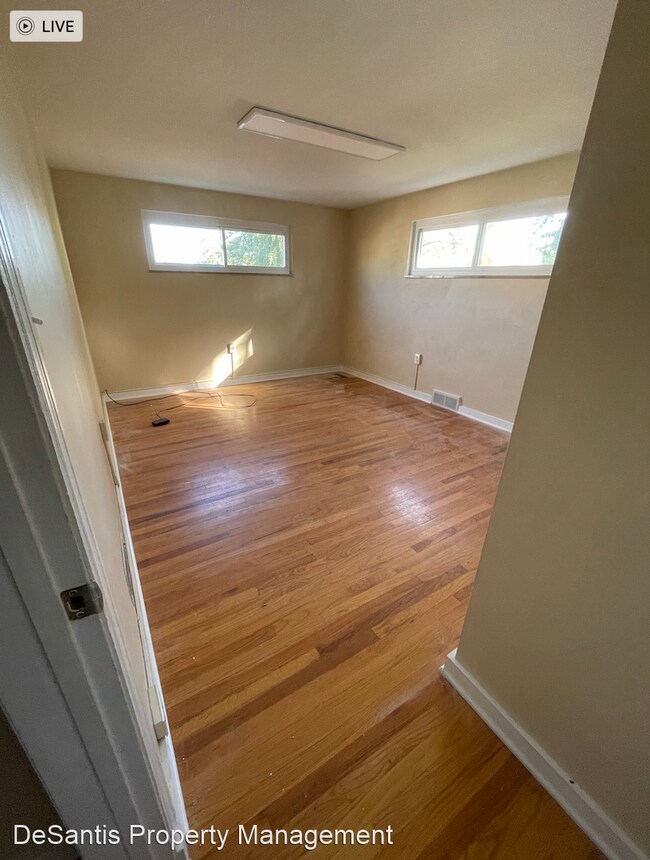 Building Photo - 3 br, 2 bath House - 729 3rd Avenue