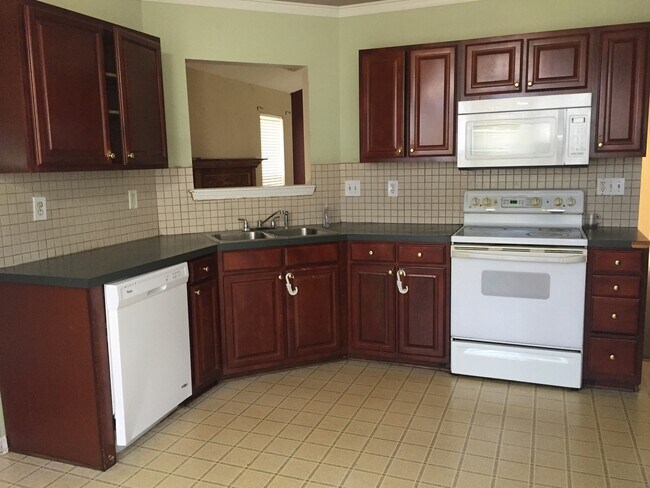 Foto del edificio - 3 Bedroom with Bonus in Easley!