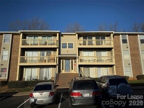 Building Photo - 1604 Arlyn Cir