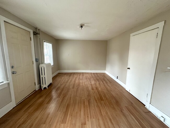 Building Photo - 314 S 2nd Ave