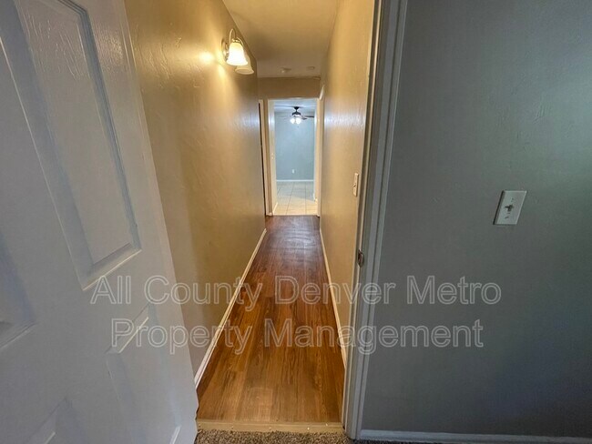 Building Photo - 8613 Clay St