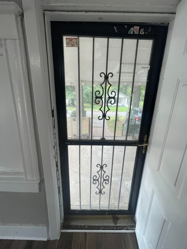 Foto principal - 1070 Oakview St