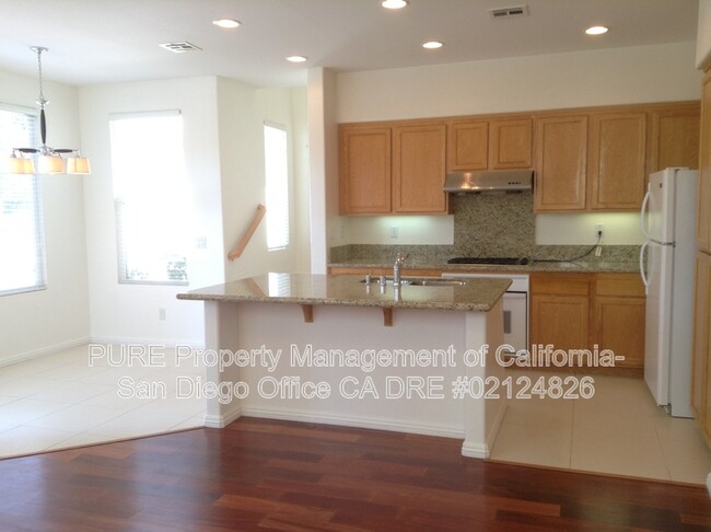 Foto del edificio - 12252 Pepper Tree Ln