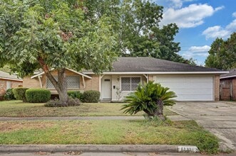 Building Photo - 6131 Tiffany Dr