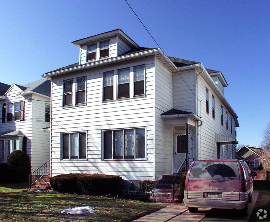 5860 N Landon Ave, Kingston, PA 18704 Apartments in Kingston, PA