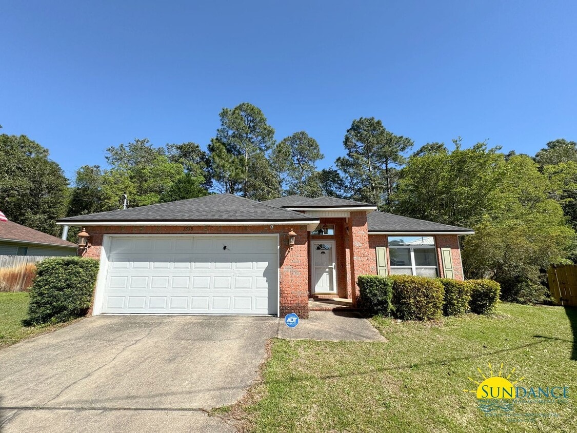Primary Photo - Cul-de-Sac Charm: Beautiful 4 Bedroom Home...