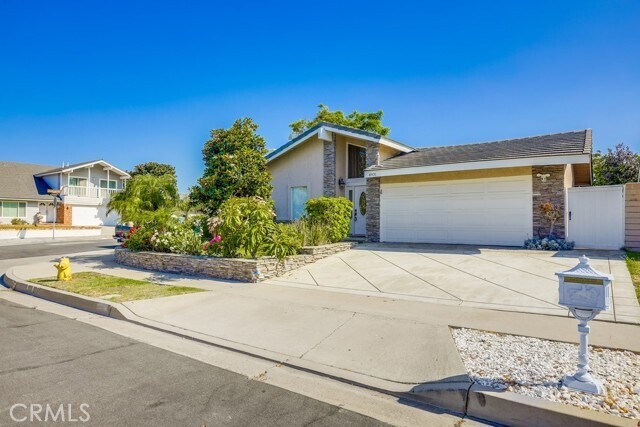 Foto principal - 4931 Barkwood Ave