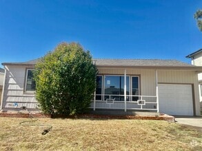 Building Photo - 5660 Bradd Wy