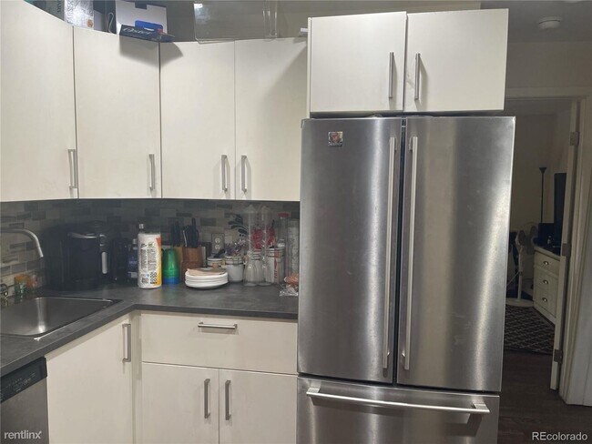 Foto del edificio - 1 br, 1 bath Condo - 155 S Sable Blvd Apt S16