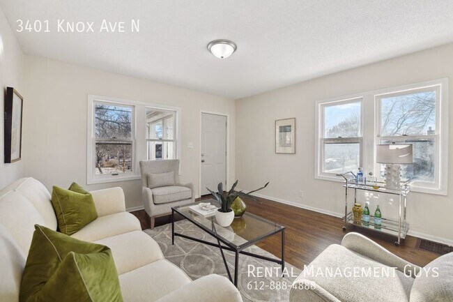 Building Photo - Stunning 4 Bedroom! Rent Ready!!