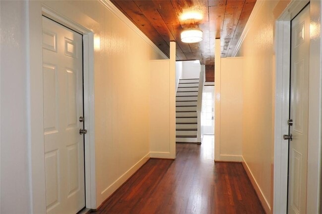 Building Photo - 2021 Kane St