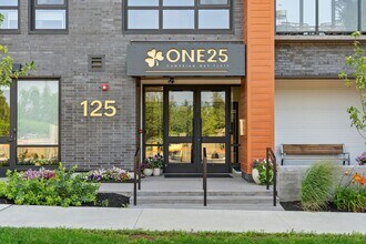 Building Photo - 125 Cambrian Way