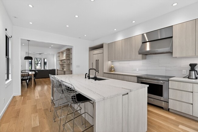 Foto del edificio - 96 Henry St